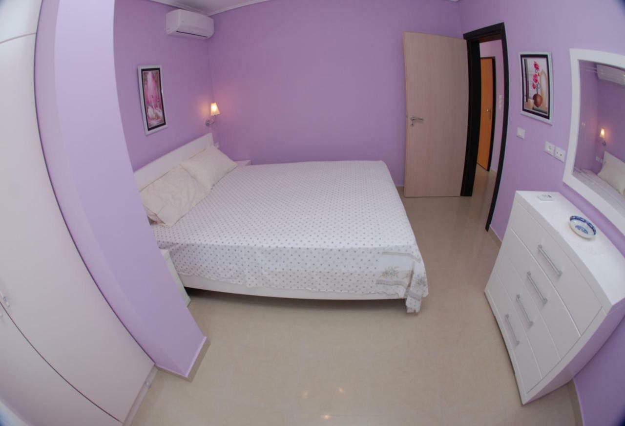 Erti'S Apartments Саранда Екстер'єр фото