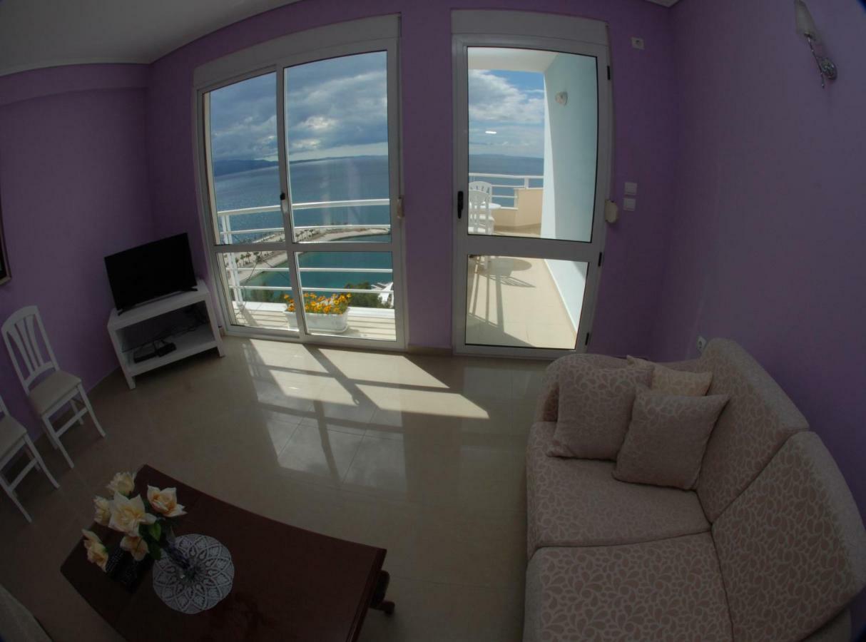 Erti'S Apartments Саранда Екстер'єр фото
